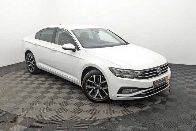 2020 70 VOLKSWAGEN PASSAT 1.5 TSI EVO SEL Saloon 4dr Petrol Manual Euro 6 (s/s) (150 ps) Car Play, Sat Nav, Cruise