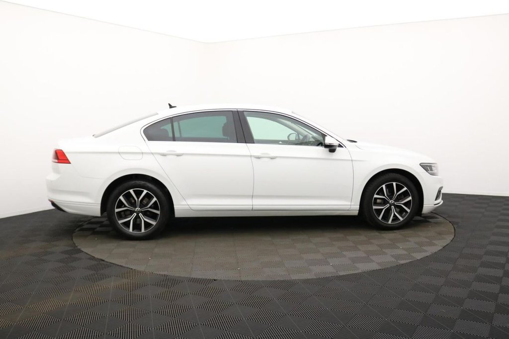 USED 2020 70 VOLKSWAGEN PASSAT 1.5 TSI EVO SEL Saloon 4dr Petrol Manual Euro 6 (s/s) (150 ps) Car Play, Sat Nav, Cruise