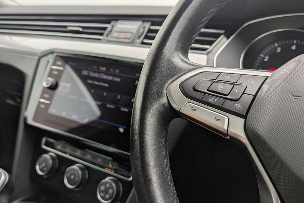 USED 2020 70 VOLKSWAGEN PASSAT 1.5 TSI EVO SEL Saloon 4dr Petrol Manual Euro 6 (s/s) (150 ps) Car Play, Sat Nav, Cruise