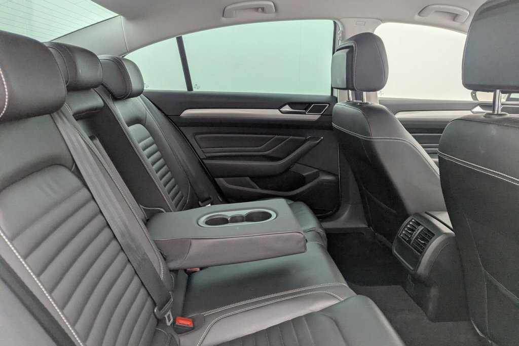 USED 2020 70 VOLKSWAGEN PASSAT 1.5 TSI EVO SEL Saloon 4dr Petrol Manual Euro 6 (s/s) (150 ps) Car Play, Sat Nav, Cruise