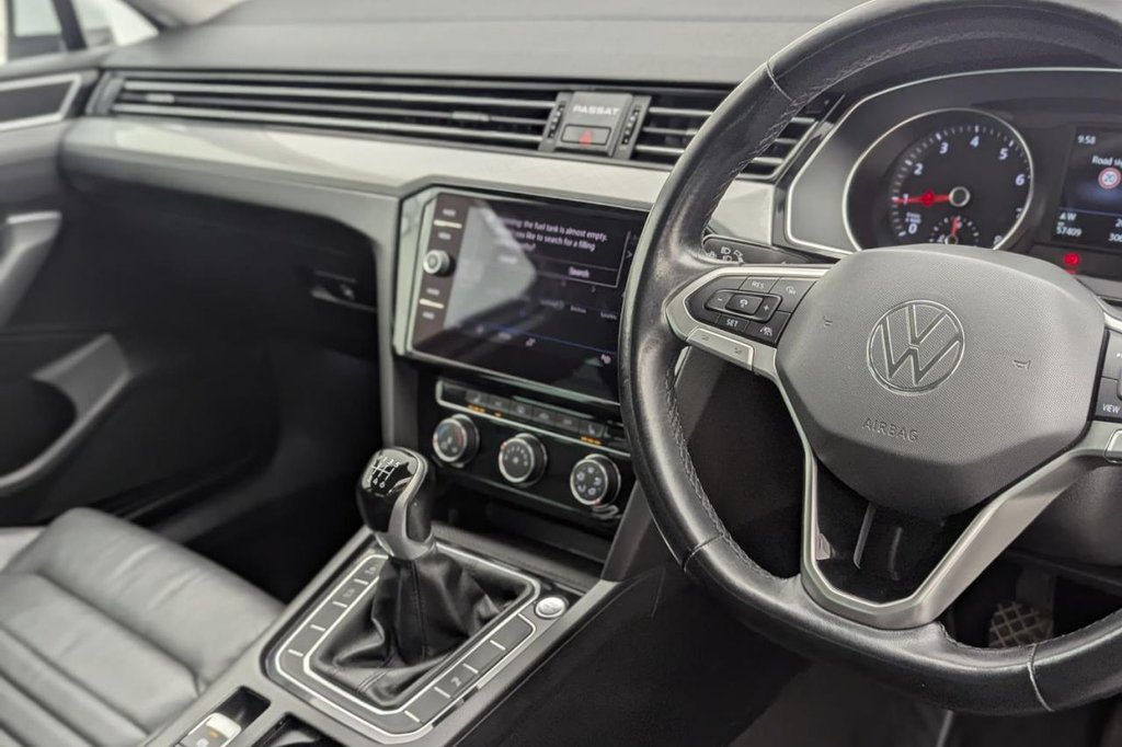USED 2020 70 VOLKSWAGEN PASSAT 1.5 TSI EVO SEL Saloon 4dr Petrol Manual Euro 6 (s/s) (150 ps) Car Play, Sat Nav, Cruise