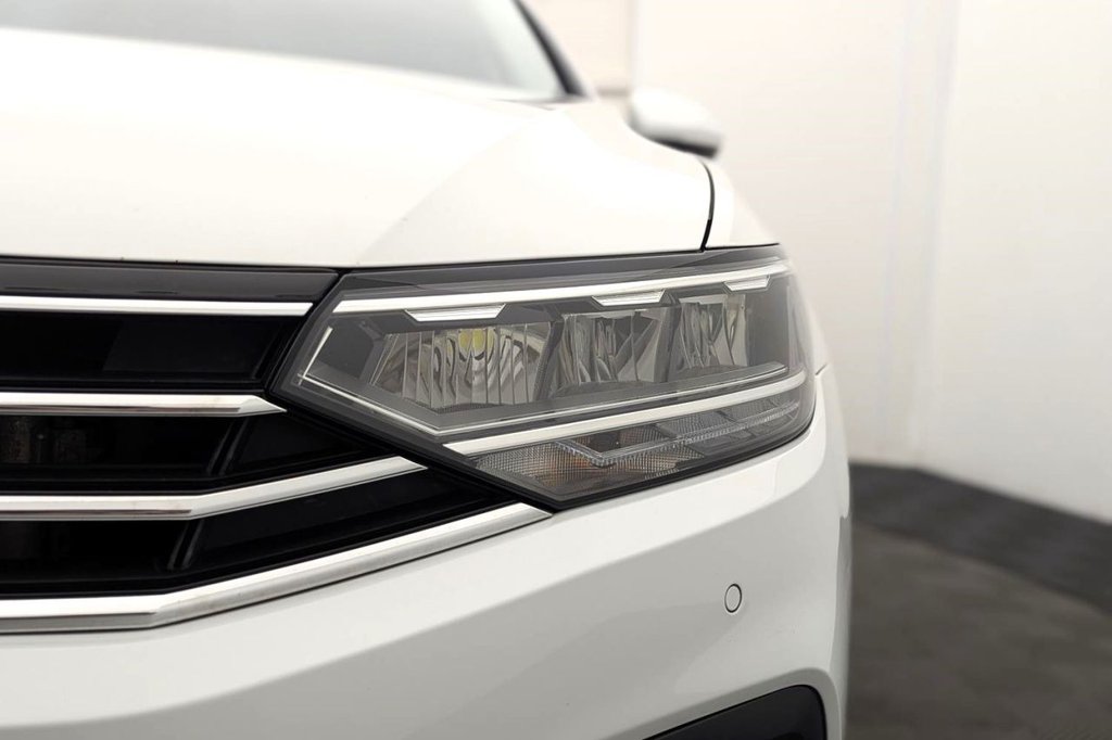 USED 2020 70 VOLKSWAGEN PASSAT 1.5 TSI EVO SEL Saloon 4dr Petrol Manual Euro 6 (s/s) (150 ps) Car Play, Sat Nav, Cruise