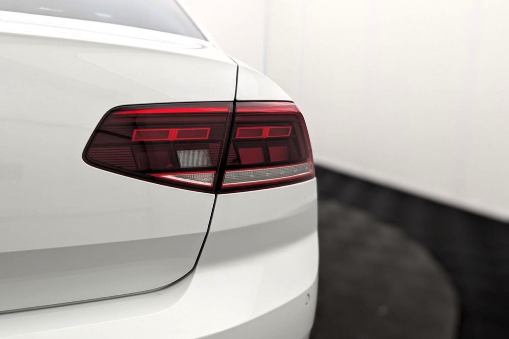 USED 2020 70 VOLKSWAGEN PASSAT 1.5 TSI EVO SEL Saloon 4dr Petrol Manual Euro 6 (s/s) (150 ps) Car Play, Sat Nav, Cruise