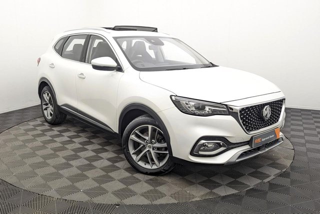 2022 22 MG MG HS 1.5 T-GDI Exclusive SUV 5dr Petrol DCT Euro 6 (s/s) (162 ps) Pan Roof, Car Play, Camera