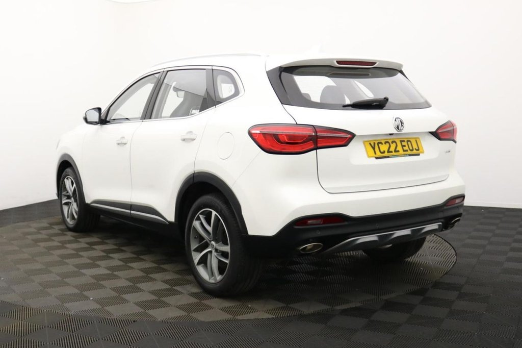 USED 2022 22 MG MG HS 1.5 T-GDI Exclusive SUV 5dr Petrol DCT Euro 6 (s/s) (162 ps) Pan Roof, Car Play, Camera
