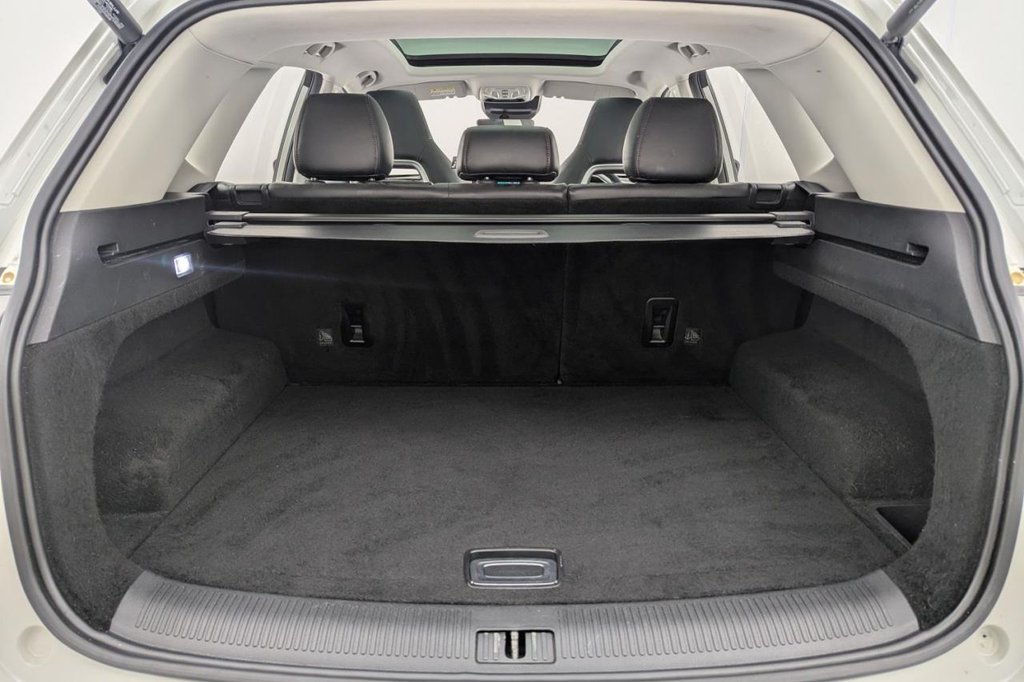 USED 2022 22 MG MG HS 1.5 T-GDI Exclusive SUV 5dr Petrol DCT Euro 6 (s/s) (162 ps) Pan Roof, Car Play, Camera