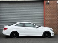 USED 2015 15 MERCEDES-BENZ C CLASS 2.1 C220 CDI AMG Sport Edition Coupe 2dr Diesel G-Tronic+ Euro 5 (s/s) (170 ps) WHITE+CLEANEXAMPLE+LOADED