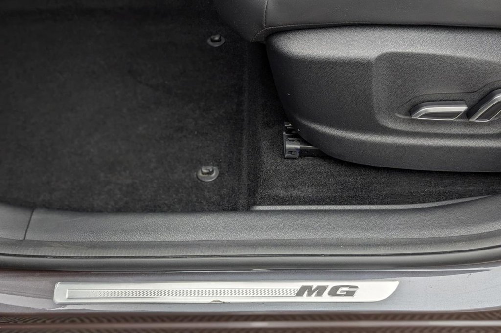USED 2024 24 MG MG HS 1.5 T-GDI Trophy SUV 5dr Petrol DCT Euro 6 (s/s) (162 ps) Car Play, Keyless, Rear Camera