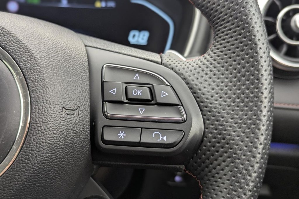 USED 2024 24 MG MG HS 1.5 T-GDI Trophy SUV 5dr Petrol DCT Euro 6 (s/s) (162 ps) Car Play, Keyless, Rear Camera