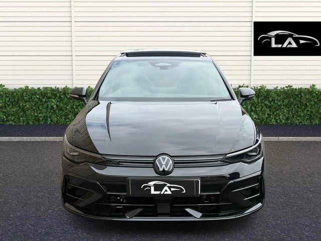 View our VOLKSWAGEN GOLF