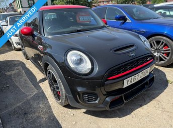 2017 MINI HATCH
