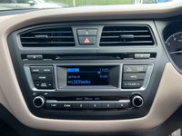 USED 2015 64 HYUNDAI I20 1.2 Blue Drive SE Hatchback 5dr Petrol Manual Euro 6 (s/s) (84 ps) FSH + LOW MILES + LOW INSURANCE + &pound;35 TAX + SENSORS