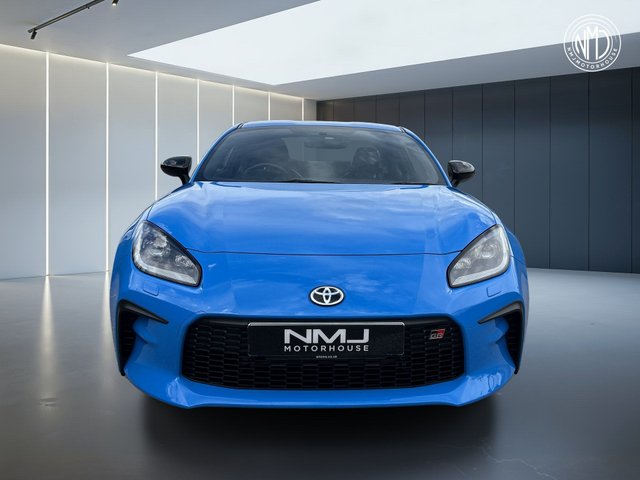 View our TOYOTA GR86