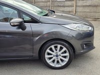 USED 2017 66 FORD FIESTA 1.0T EcoBoost Titanium Hatchback 5dr Petrol Powershift Euro 6 (100 ps) AUTO + NAV + SENSORS