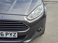 USED 2017 66 FORD FIESTA 1.0T EcoBoost Titanium Hatchback 5dr Petrol Powershift Euro 6 (100 ps) AUTO + NAV + SENSORS