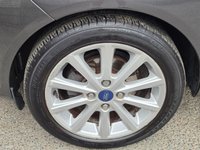 USED 2017 66 FORD FIESTA 1.0T EcoBoost Titanium Hatchback 5dr Petrol Powershift Euro 6 (100 ps) AUTO + NAV + SENSORS