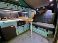 USED 2022 22 VOLKSWAGEN TRANSPORTER T6.1 2.0 TDI T28 HIGHLINE SOUTHLANDS SIGNATURE RANGE 110 BHP SWB BESPOKE LEATHER RIB BED + TAILGATE
