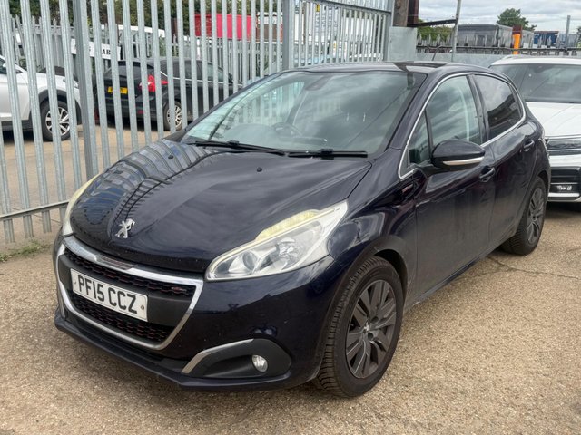 View our PEUGEOT 208