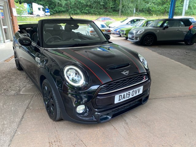 View our MINI CONVERTIBLE