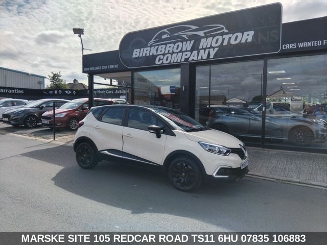 View our RENAULT CAPTUR