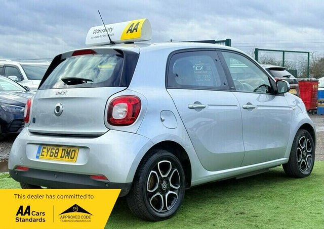 View our SMART FORFOUR
