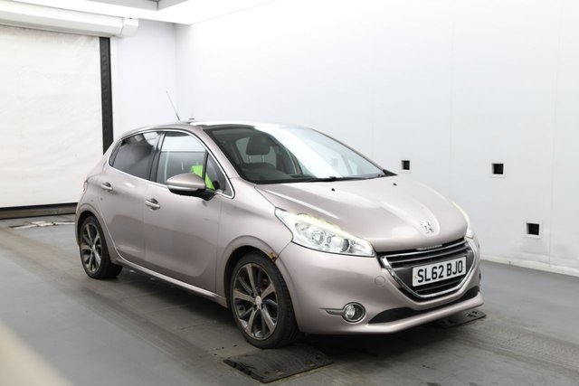 View our PEUGEOT 208