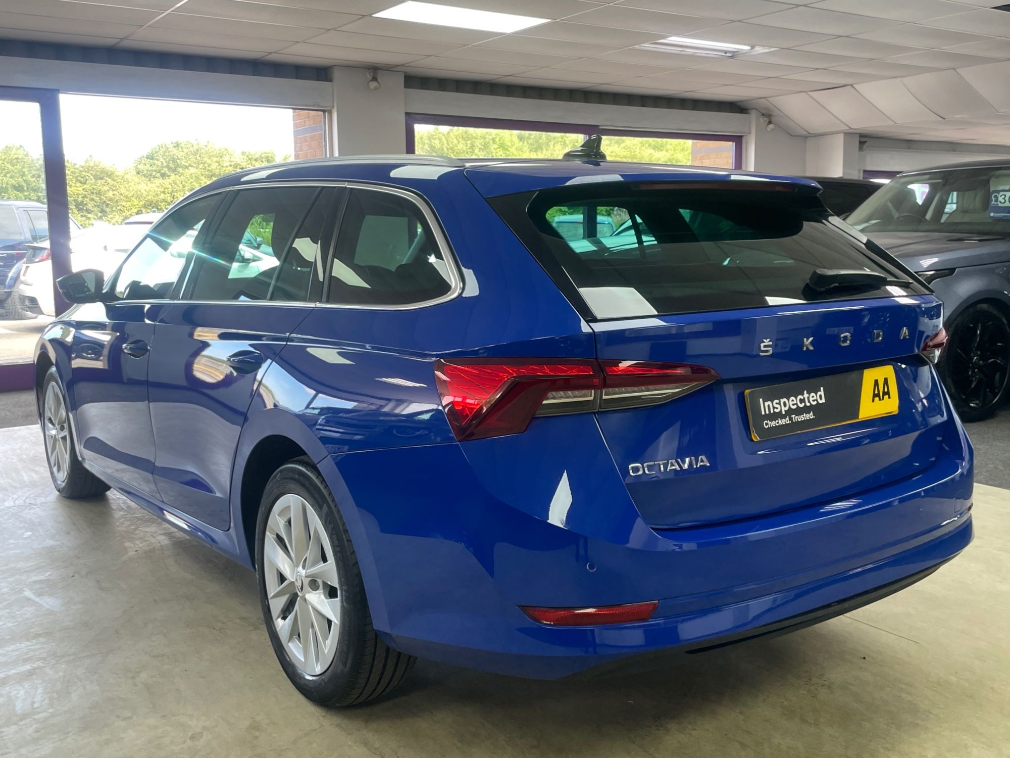 USED 2021 71 SKODA OCTAVIA 2.0 TDI SE L Estate 5dr Diesel Manual Euro 6 (s/s) (116 ps) 