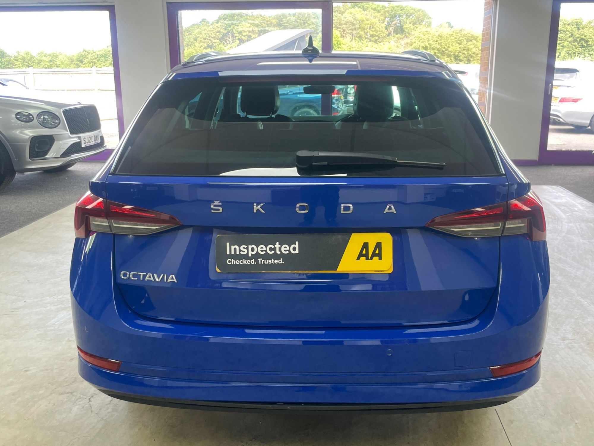 USED 2021 71 SKODA OCTAVIA 2.0 TDI SE L Estate 5dr Diesel Manual Euro 6 (s/s) (116 ps) 