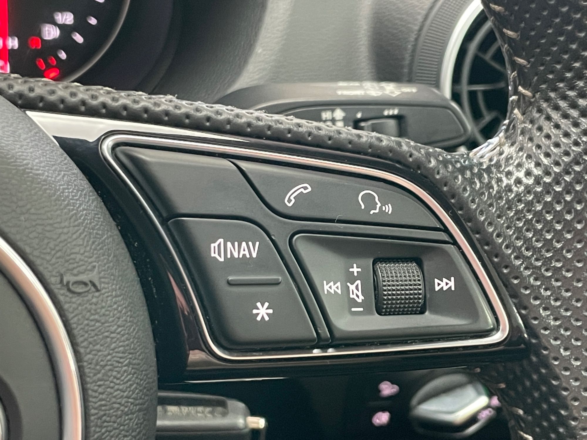 USED 2019 19 AUDI Q2 1.6 TDI 30 Black Edition SUV 5dr Diesel Manual Euro 6 (s/s) (116 ps) 