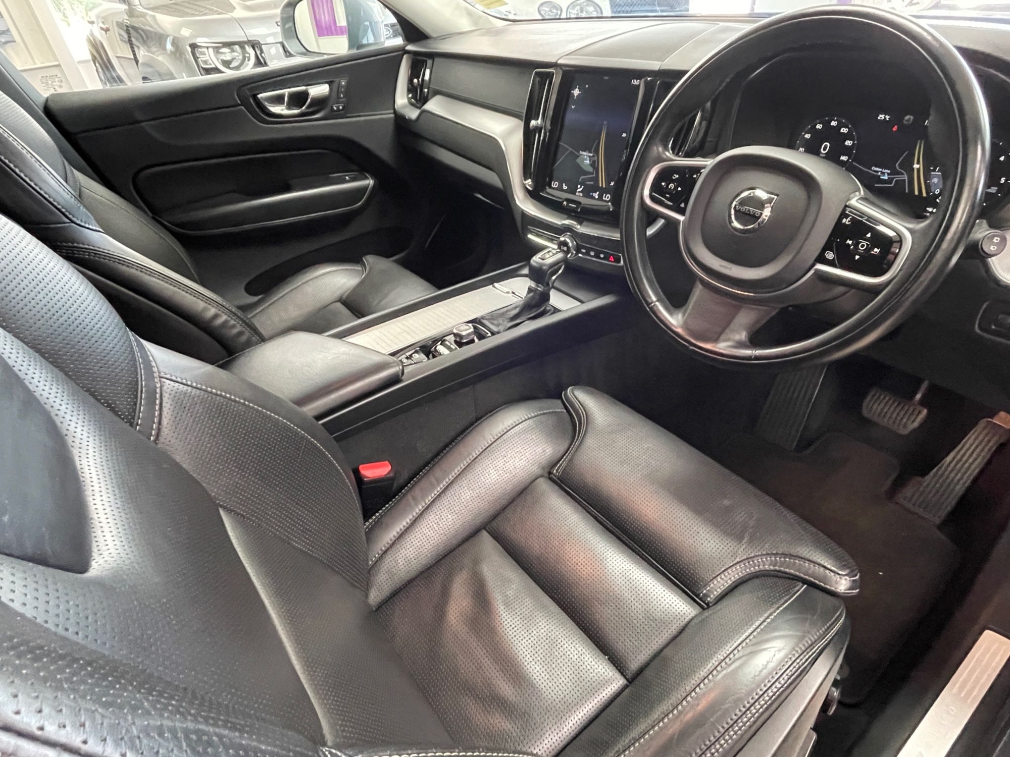 USED 2018 68 VOLVO XC60 2.0 D4 Inscription SUV 5dr Diesel Auto AWD Euro 6 (s/s) (190 ps) 