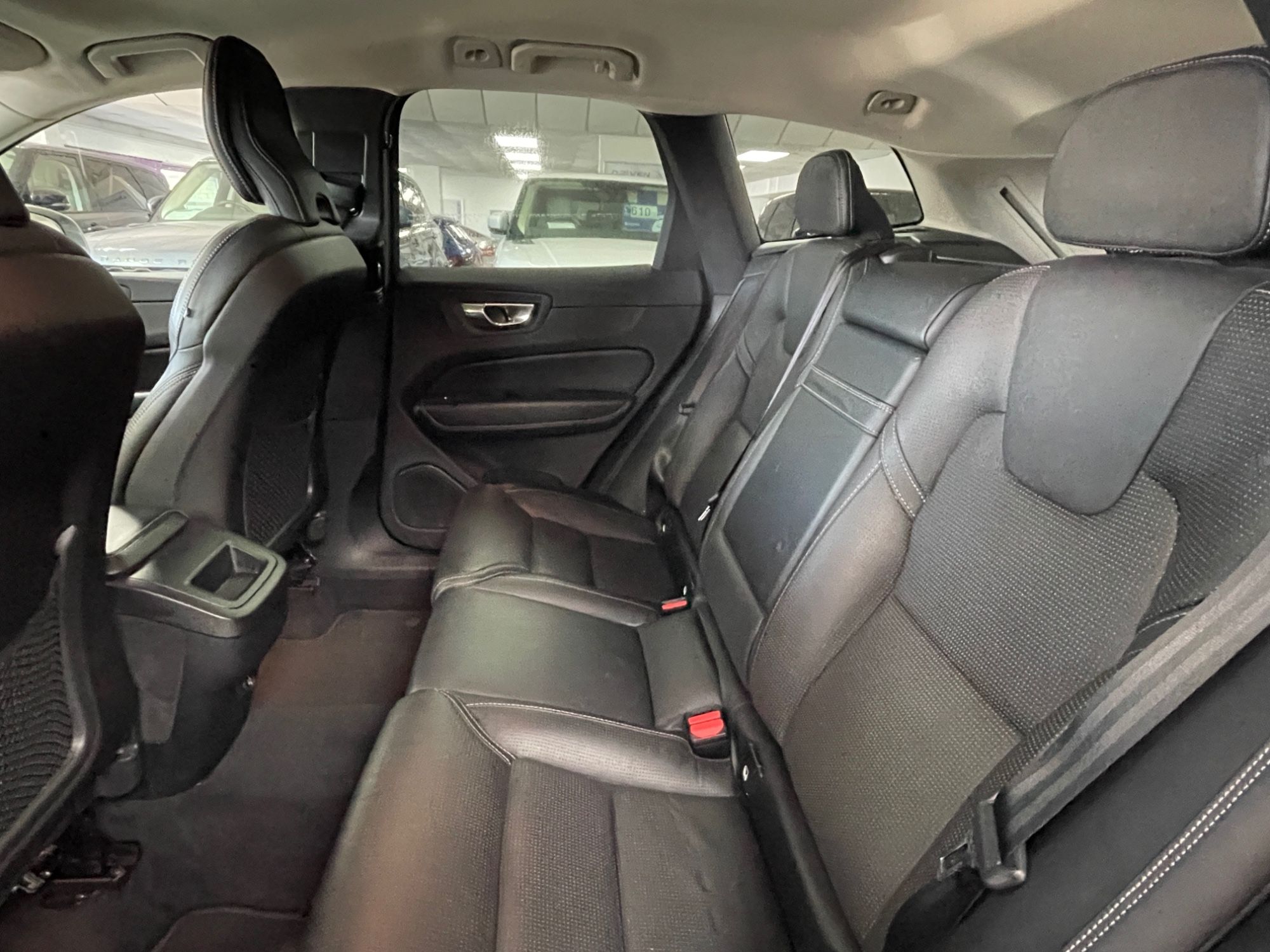 USED 2018 68 VOLVO XC60 2.0 D4 Inscription SUV 5dr Diesel Auto AWD Euro 6 (s/s) (190 ps) 