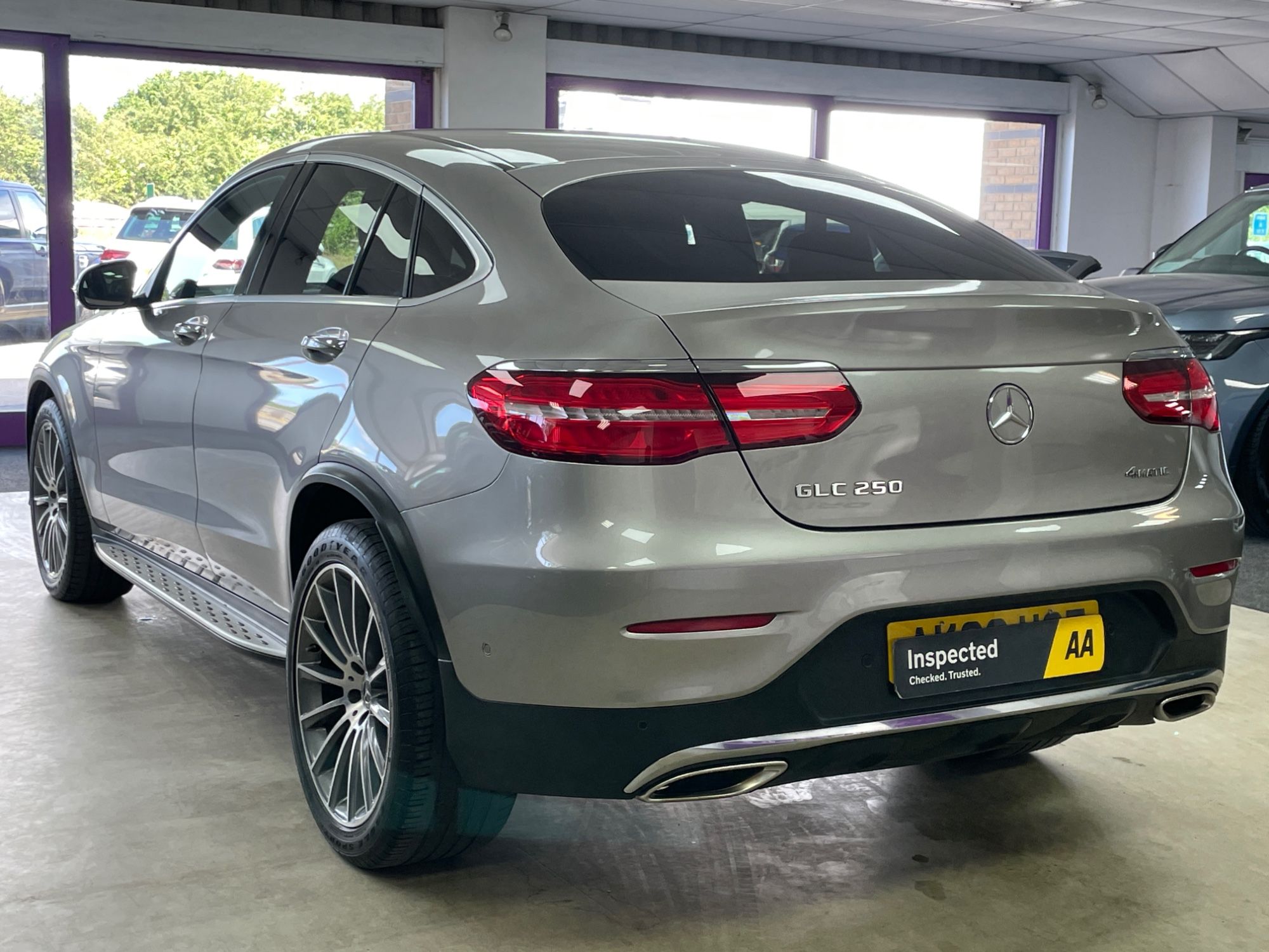 USED 2018 68 MERCEDES-BENZ GLC 2.0 GLC250 AMG Line (Premium) Coupe 5dr Petrol G-Tronic+ 4MATIC Euro 6 (s/s) (211 ps) 