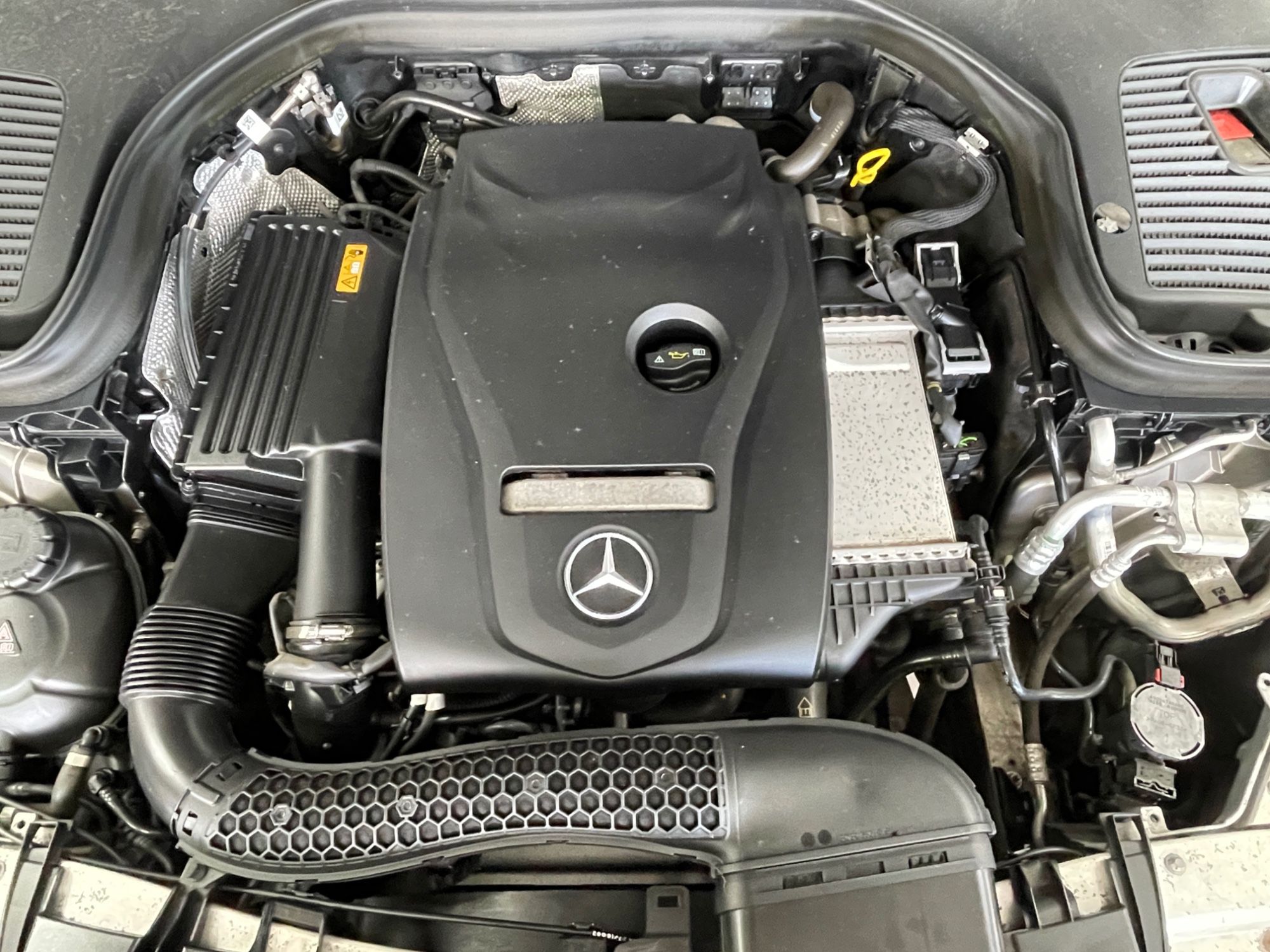 USED 2018 68 MERCEDES-BENZ GLC 2.0 GLC250 AMG Line (Premium) Coupe 5dr Petrol G-Tronic+ 4MATIC Euro 6 (s/s) (211 ps) 