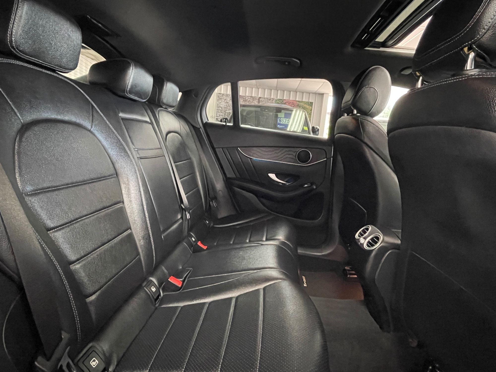 USED 2018 68 MERCEDES-BENZ GLC 2.0 GLC250 AMG Line (Premium) Coupe 5dr Petrol G-Tronic+ 4MATIC Euro 6 (s/s) (211 ps) 