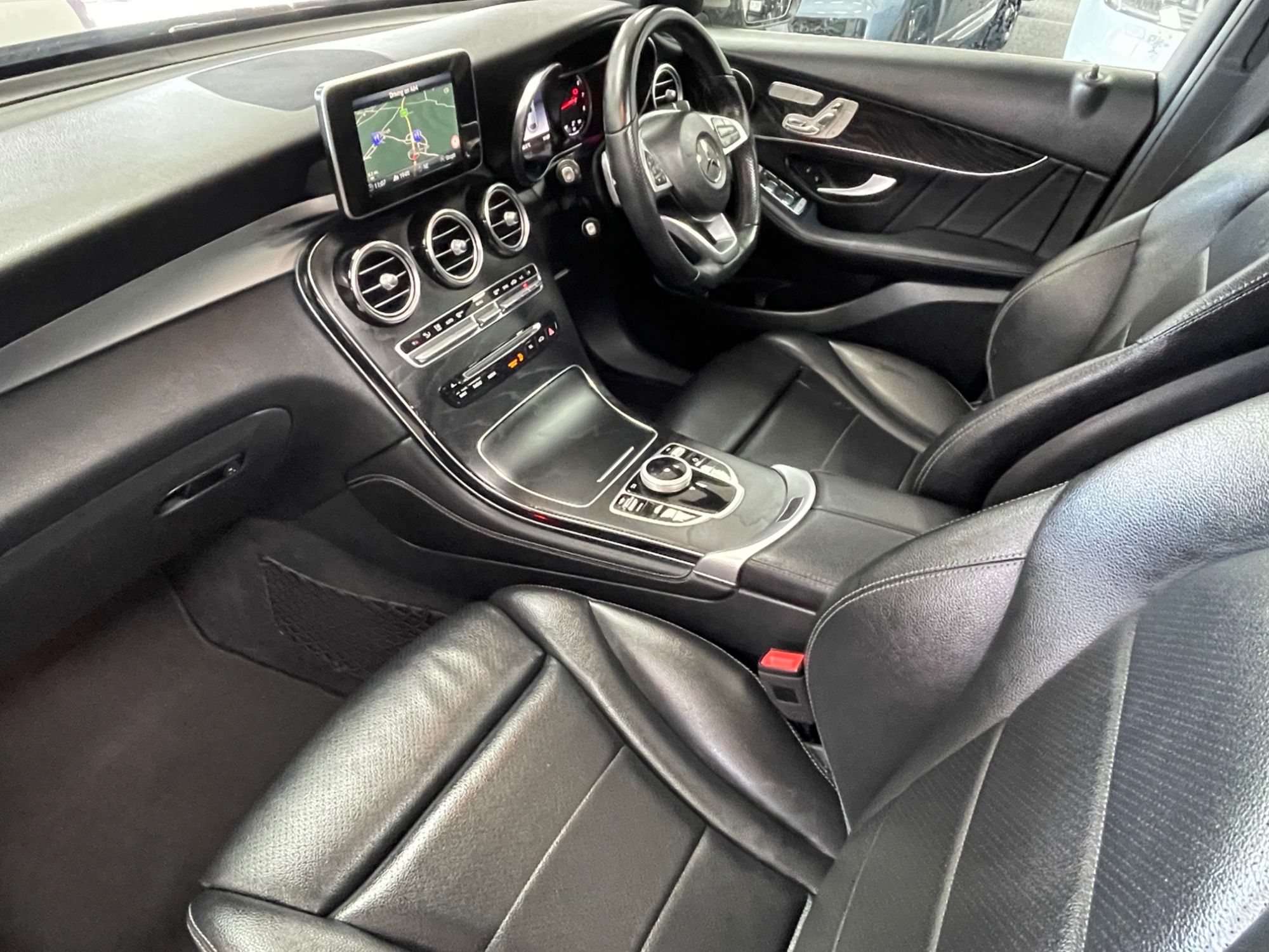 USED 2018 68 MERCEDES-BENZ GLC 2.0 GLC250 AMG Line (Premium) Coupe 5dr Petrol G-Tronic+ 4MATIC Euro 6 (s/s) (211 ps) 