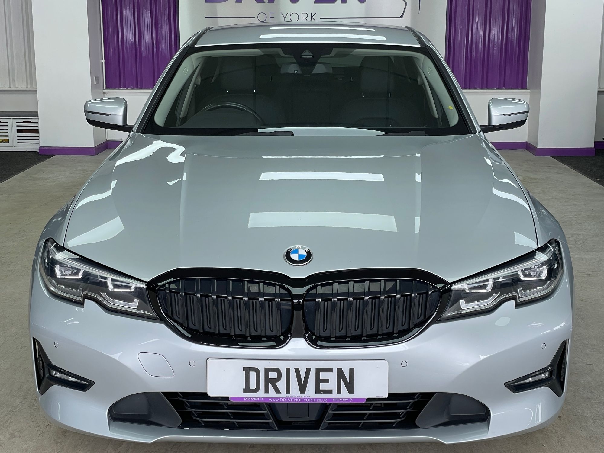 USED 2020 20 BMW 3 SERIES 2.0 320d SE Saloon 4dr Diesel Manual Euro 6 (s/s) (190 ps) 