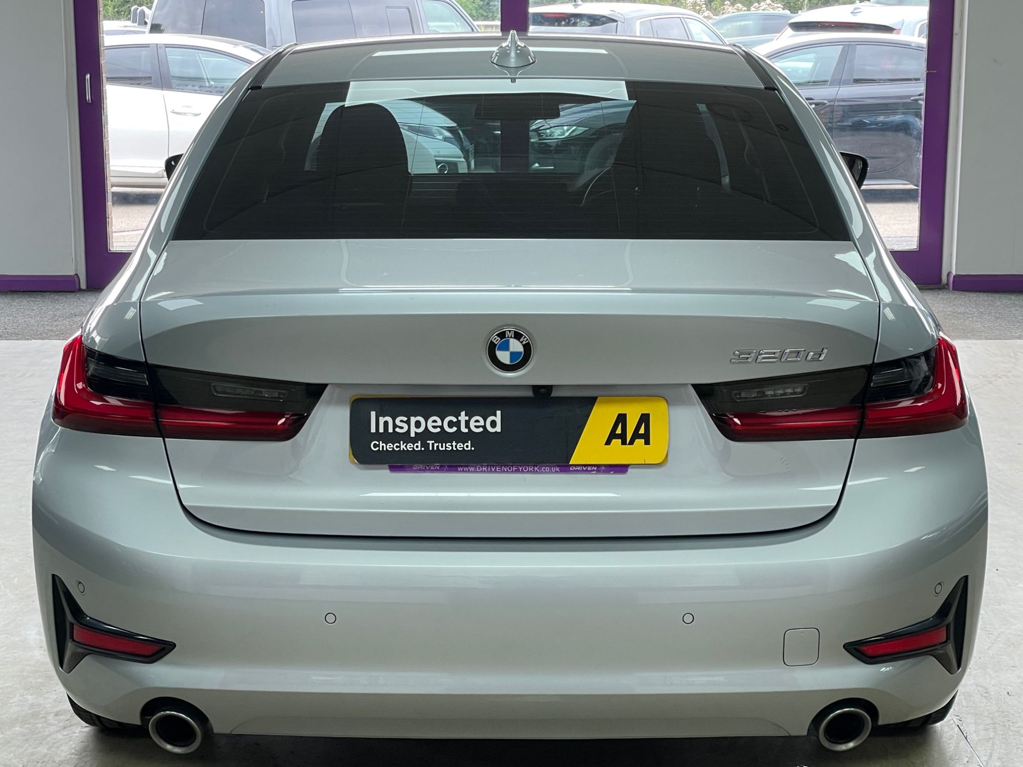 USED 2020 20 BMW 3 SERIES 2.0 320d SE Saloon 4dr Diesel Manual Euro 6 (s/s) (190 ps) 