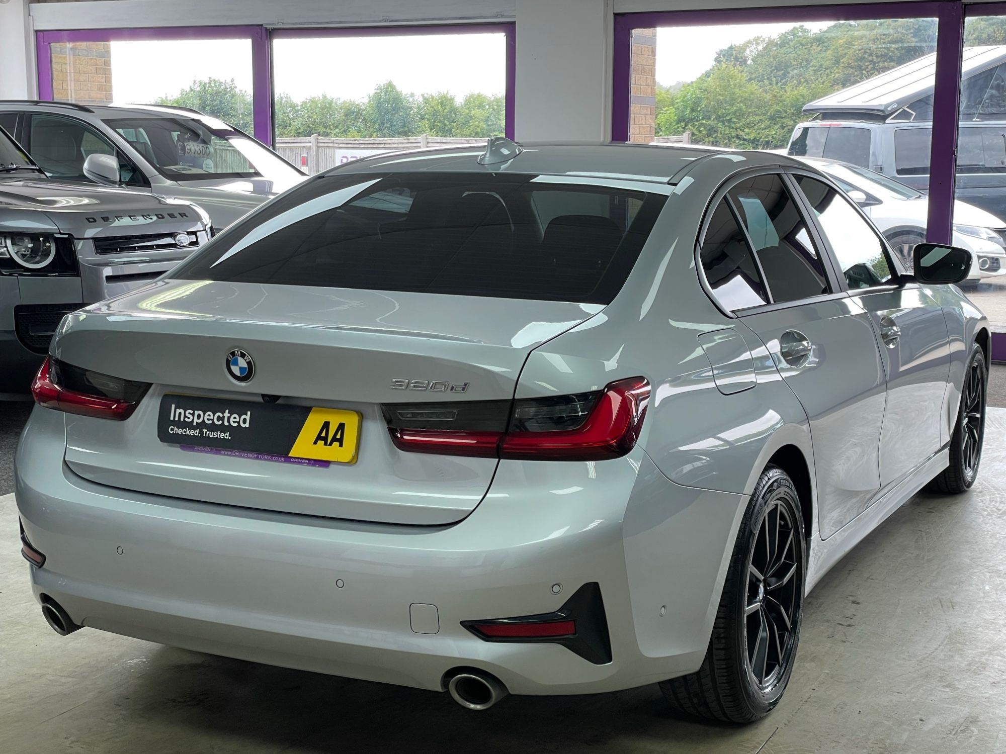 USED 2020 20 BMW 3 SERIES 2.0 320d SE Saloon 4dr Diesel Manual Euro 6 (s/s) (190 ps) 