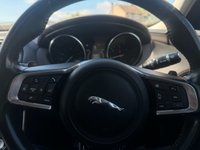 USED 2017 08 JAGUAR XE 2.0d Portfolio Saloon 4dr Diesel Auto AWD Euro 6 (s/s) (180 ps) 
