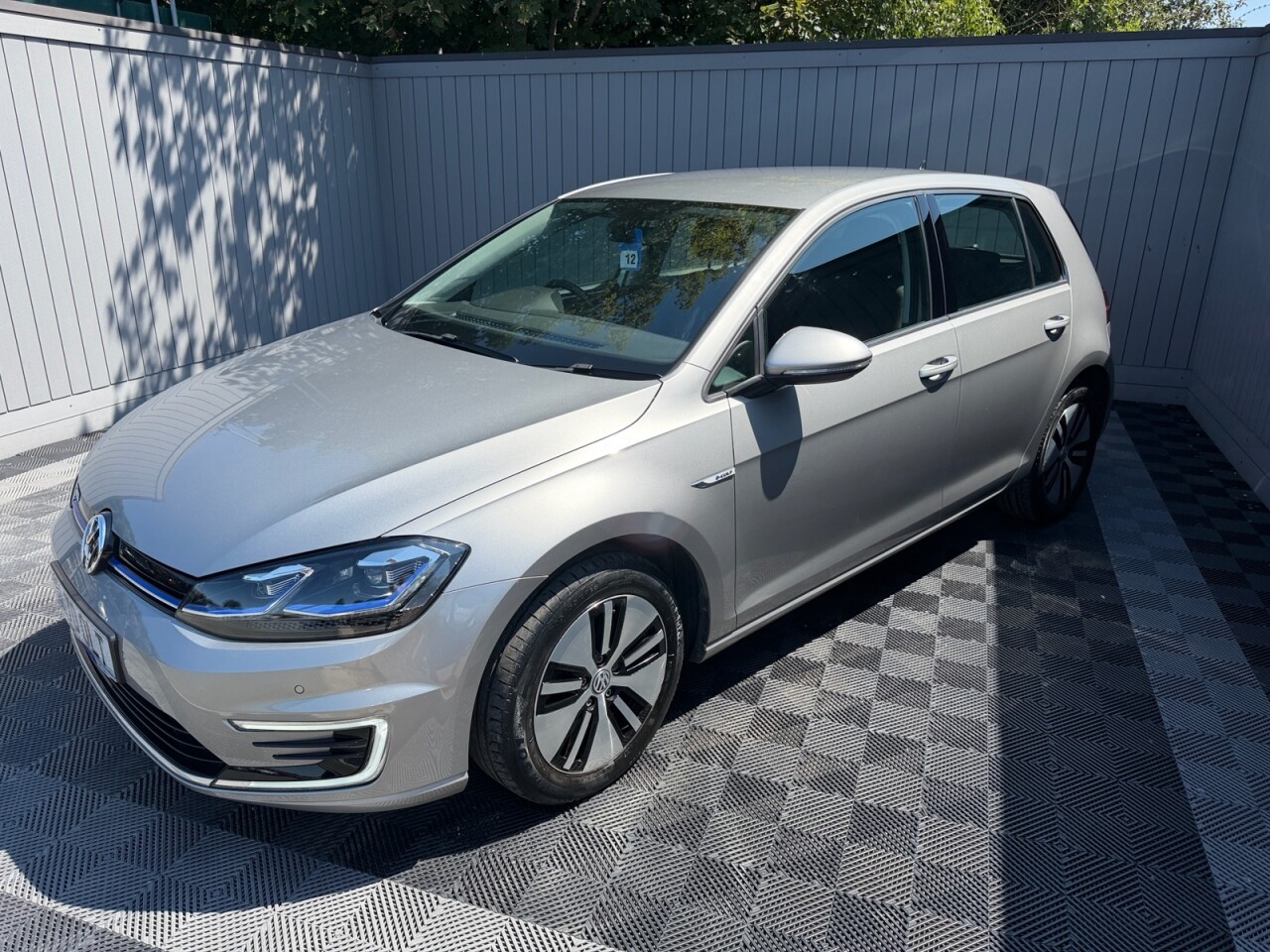 2020 VOLKSWAGEN GOLF