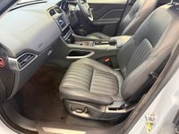 USED 2017 67 JAGUAR F-PACE 2.0 P250i Portfolio SUV 5dr Petrol Auto AWD Euro 6 (s/s) (250 ps) 9 Stamp Service History