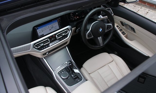View our BMW 3 SERIES