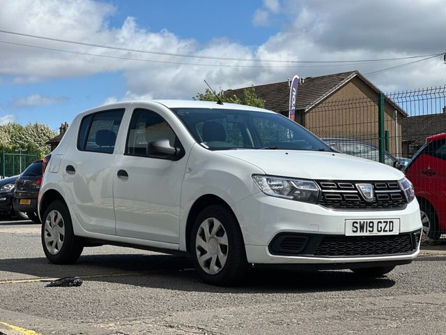 View our Dacia Sandero 1.0 SCe Essential Hatchback 5dr Petrol Manual Euro 6 (75 ps)