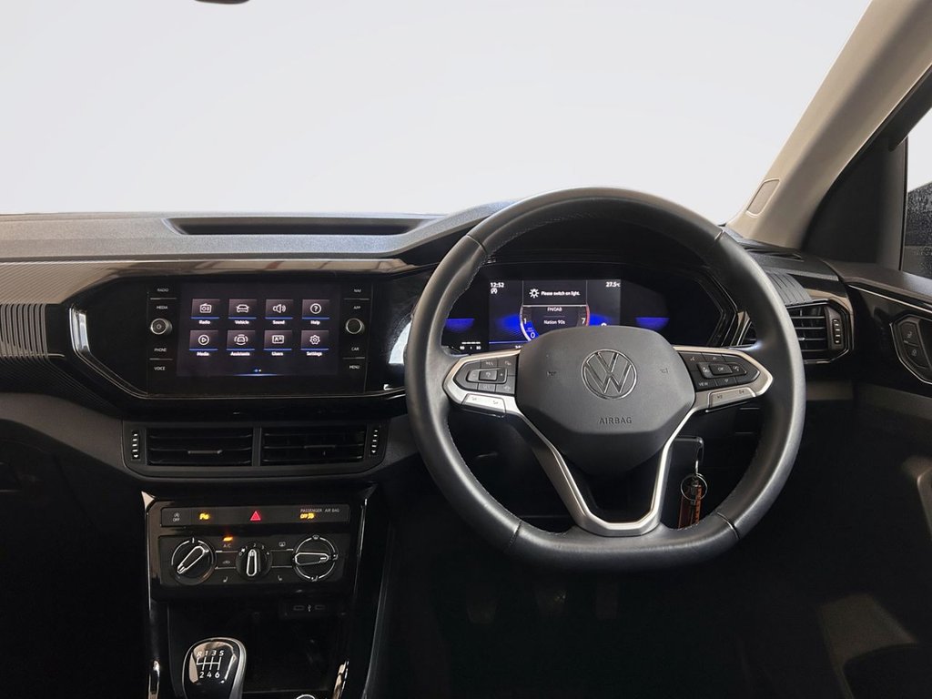 2022 Volkswagen T-Cross — image 9