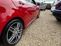 USED 2017 66 MERCEDES-BENZ A CLASS 2.1 A200d AMG Line (Premium Plus) Hatchback 5dr Diesel 7G-DCT Euro 6 (s/s) (136 ps) 