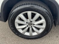 USED 2015 65 VOLKSWAGEN TIGUAN 2.0 TDI BlueMotion Tech Match SUV 5dr Diesel DSG 4WD Euro 6 (s/s) (150 ps) AUTO 4X4 -- FULL SERVICE HISTORY -- CAMBELT CHANGED -- SAT NAV -- PARKING SENSORS