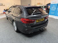 USED 2018 68 BMW 5 SERIES 520S M SPORT TOURING AUTO HUGE SPEC STUNNING CAR  REVERSE CAMERA ASSIST M SPORT PLUS PACKAGE COMFORT PACK HARMAN KARDON HEATED SEATS AND STEERING WHEEL