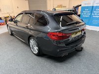 USED 2018 68 BMW 5 SERIES 520S M SPORT TOURING AUTO HUGE SPEC STUNNING CAR  REVERSE CAMERA ASSIST M SPORT PLUS PACKAGE COMFORT PACK HARMAN KARDON HEATED SEATS AND STEERING WHEEL