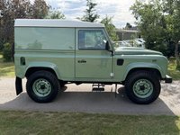 USED 2016 L LAND ROVER DEFENDER 90 2.2 TDCi Heritage Hard Top SUV 3dr Diesel Manual 4WD SWB Euro 5 (122 ps) Heritage Hard top 1 - 400