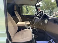 USED 2016 L LAND ROVER DEFENDER 90 2.2 TDCi Heritage Hard Top SUV 3dr Diesel Manual 4WD SWB Euro 5 (122 ps) Heritage Hard top 1 - 400